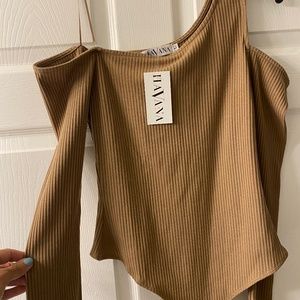 Cold one shoulder bodysuit